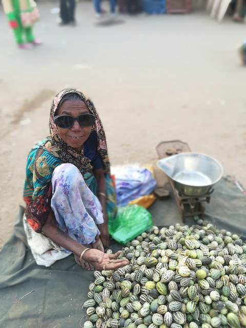 “શાકભાજીવાળા ડોશીમાં…” ‘ (ટુંકી વાર્તા)